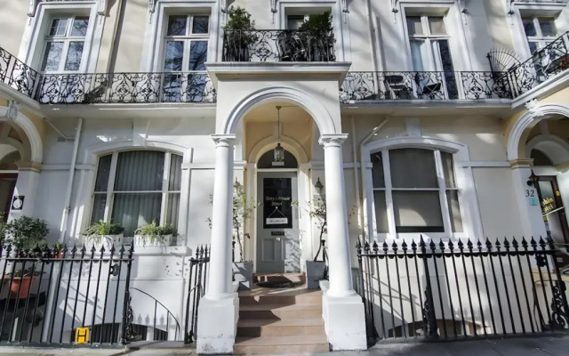 Tony's House Hotel