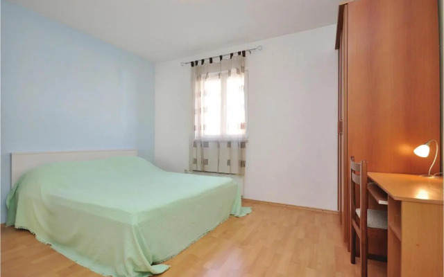 Apartment Pucisca 46