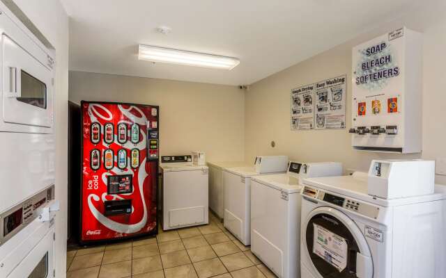 Studio 6 Albuquerque, NM - North