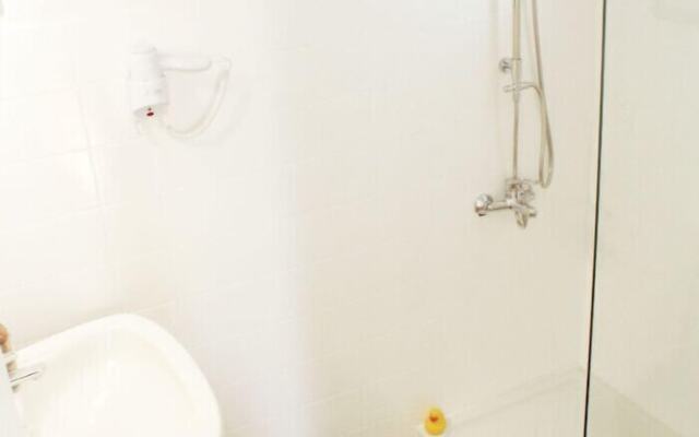 Crops Suites