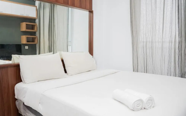 Comfort and Cozy Studio Room Apartment at Springwood Residence