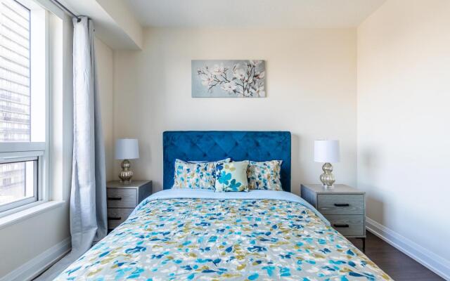 2 Bedroom  2 Bathroom Family Unit. FREE PARKING