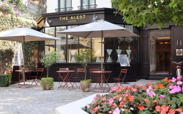 The Alest Hotel