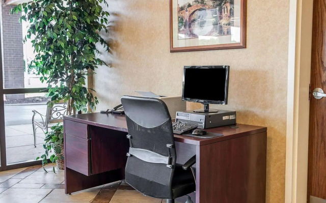 Quality Inn South Bend