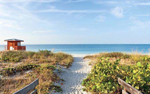 Beautiful Property in Hallandale Beach!!!