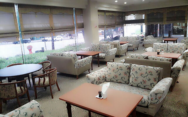 Gallery Park Hotel