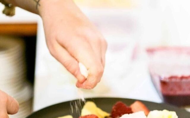 Top of the Town Hotel Motel