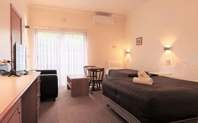 St Georges Motor Inn – Guest Rooms – Melbourne