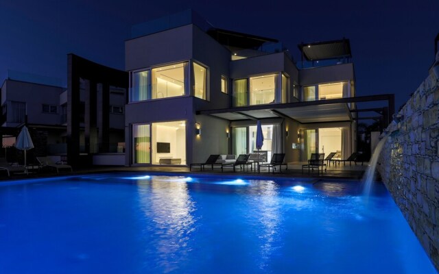 Vivo Mare Beachfront - Seaview Villas