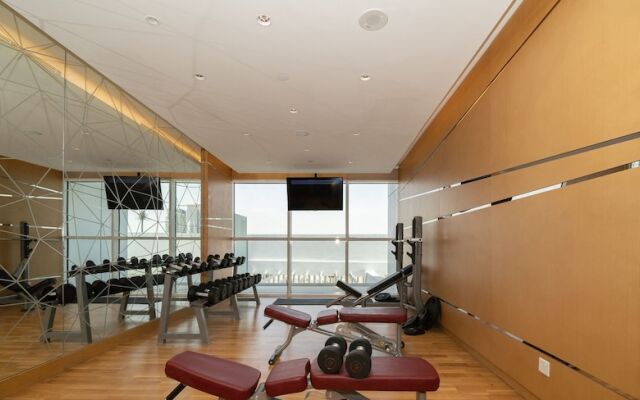 Carson Elegant Living in One Bedroom