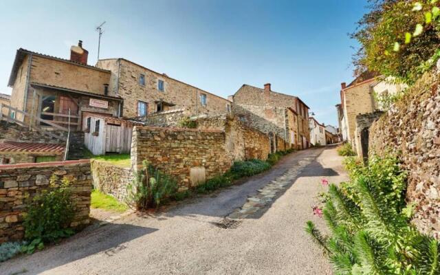 Le 19 Rue **,Maison de Charme Proche du Puy du Fou
