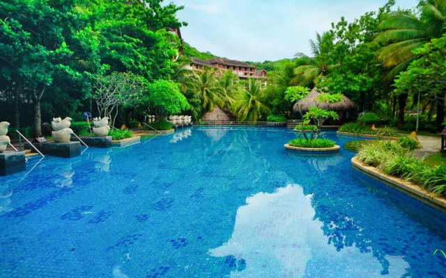 Shixishu Jianguo Yalong Bay Resort Hotel