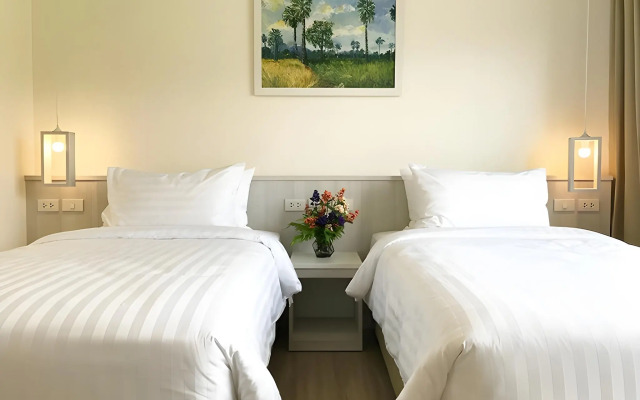 Porestva Hotel Sriracha