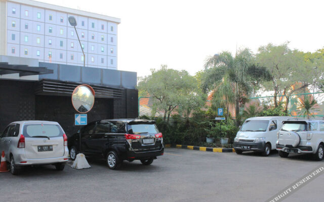 Airy Darmo Diponegoro 23 Surabaya