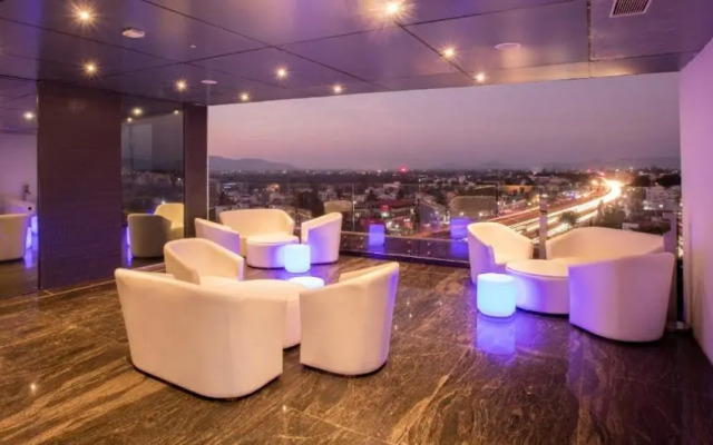 Sapphire Premium Hotel & Suite