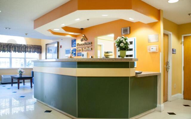 Hometown Inn & Suites Jacksonville - Butler Blvd./Southpoint