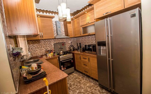 Albert Suites