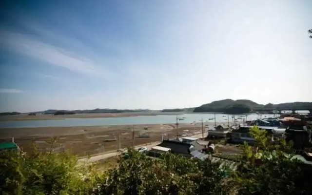 Daebudo Ocean Ville Pension