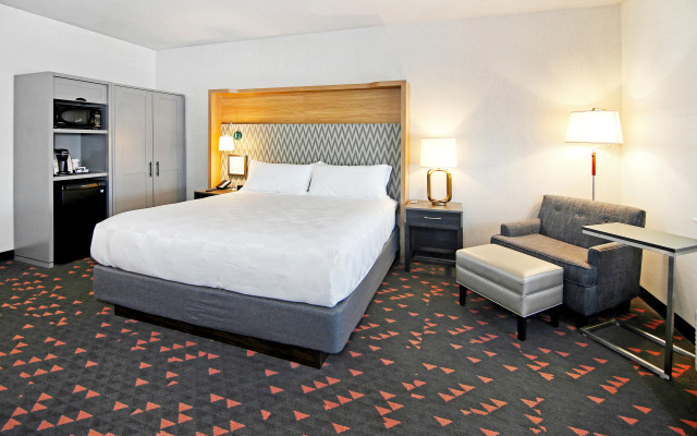 Holiday Inn Hotel & Suites Calgary Airport North by IHG