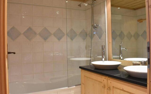 Appartement Méribel, 4 pièces, 8 personnes - FR-1-180-174