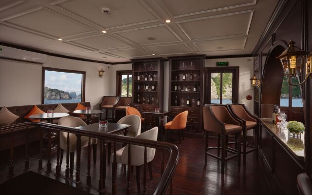 Halong Athena Cruise