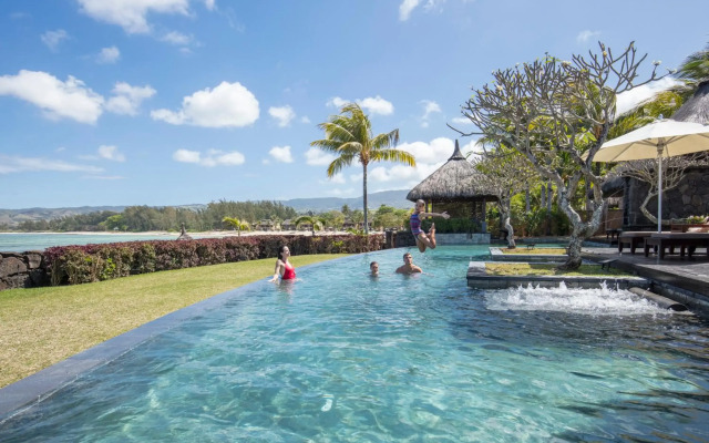 Shanti Maurice Resort & Spa