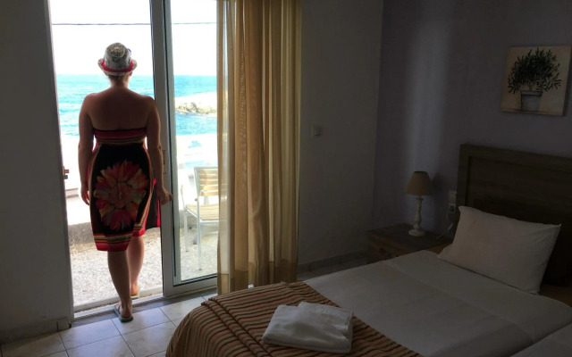 Zorbas Beach Hotel