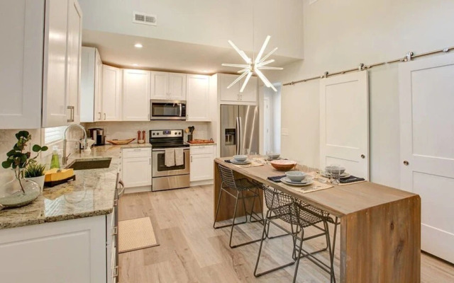 3 bedroom, Woodside Avenue