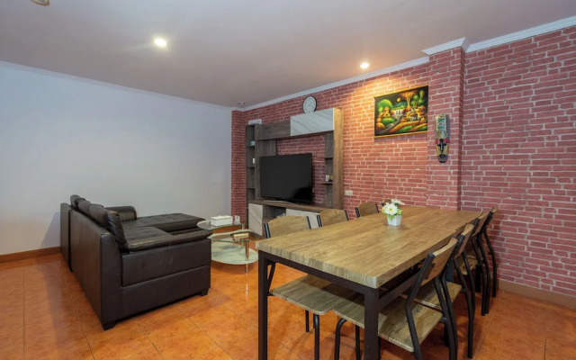 Patong Central Residence & Apartment