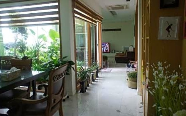 Green guest house