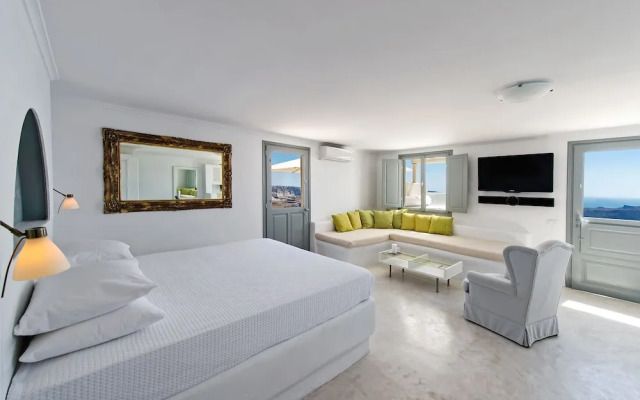 Lava Suites and Lounge
