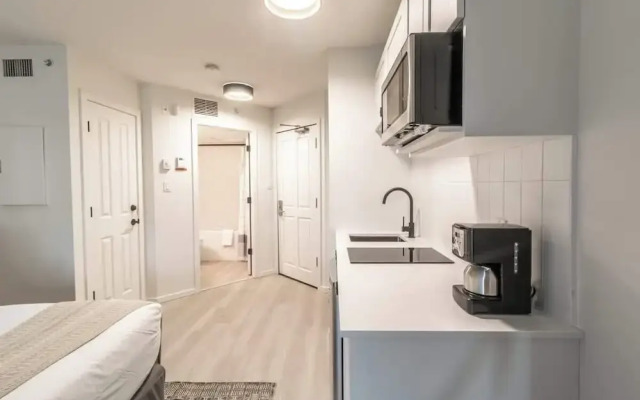 Large Studio in Whistler Village - Unit 611