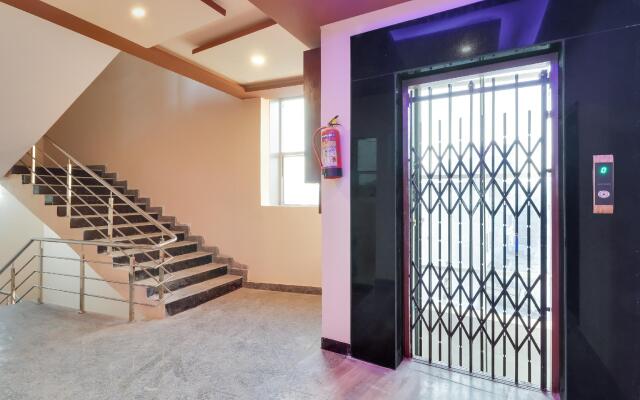 OYO 67560 Shree Karuna