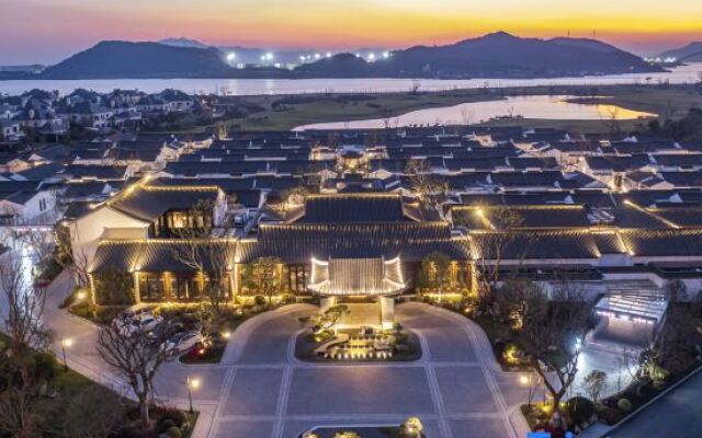 Zhoushan Green City Rose Garden Taoyuanli Hotel