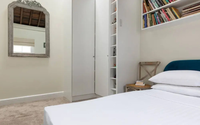 Codrington Mews III by Onefinestay