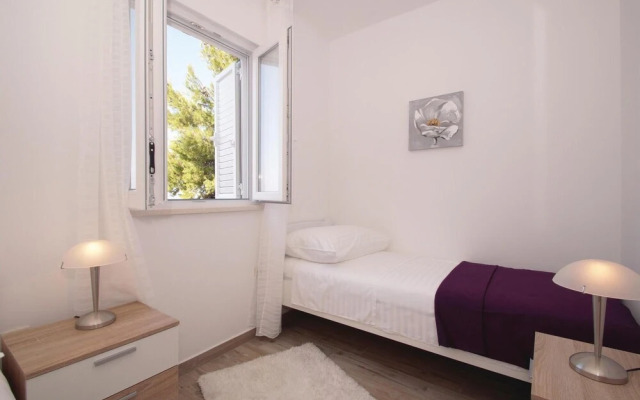 Amazing Home in Dingac-potocine With Wifi and 2 Bedrooms