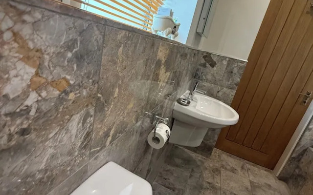 Barncroft Luxury Guest House