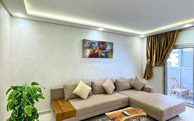 Nejma Peaceful 2-bedroom Near Corniche