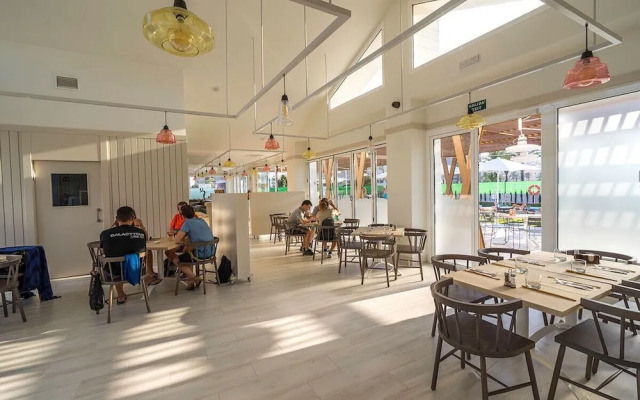 Camping Sol De Calpe Austral Caravan Park