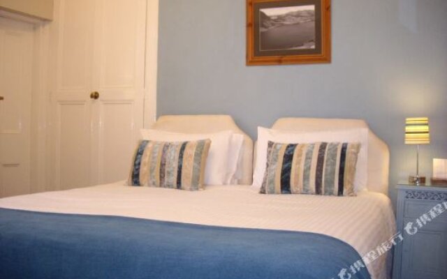 Lingmoor Guest Accommodation