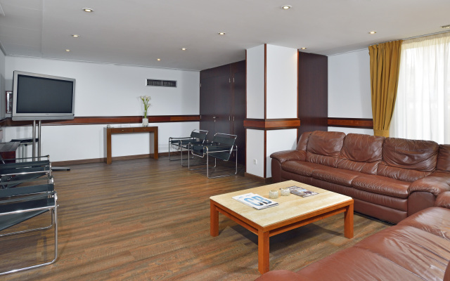 Best Western Premier CMC Girona