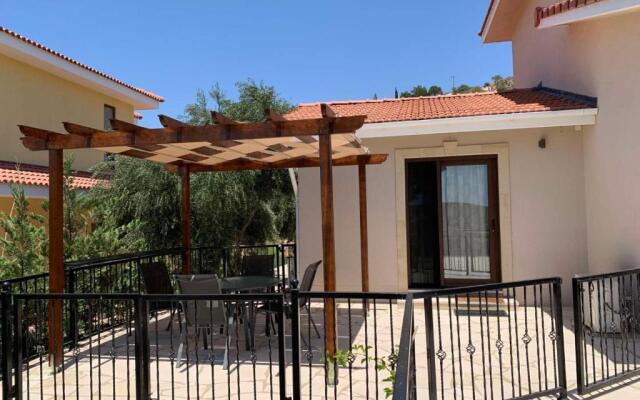 Magnolia CAPTAINS HOUSE with A POOL