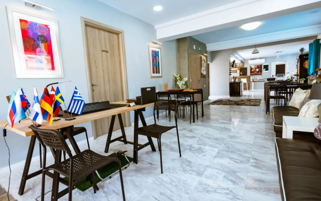 Gregory Comfort Hotel