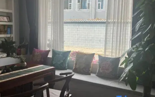 Yunxi and Home Hotel