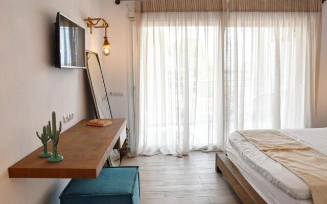 Angelos Boutique Suites