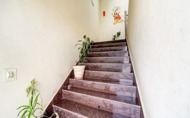 OYO 10877 Hotel R K Residency