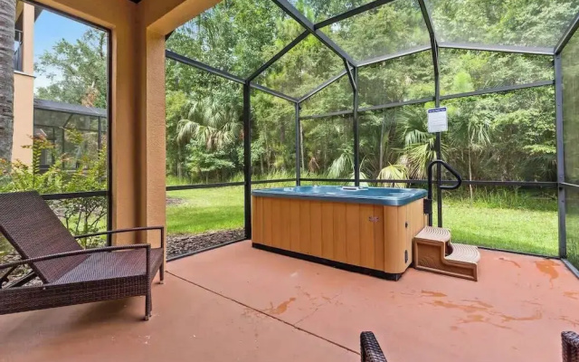 Pet Friendly 4 BR With Hot Tub