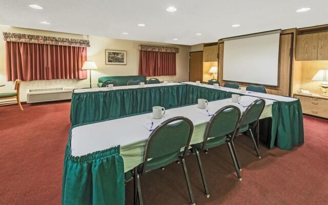 Baymont Inn and Suites Logan