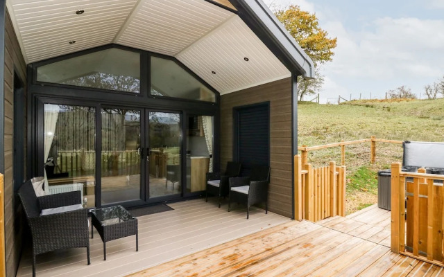 Hillside Lodge