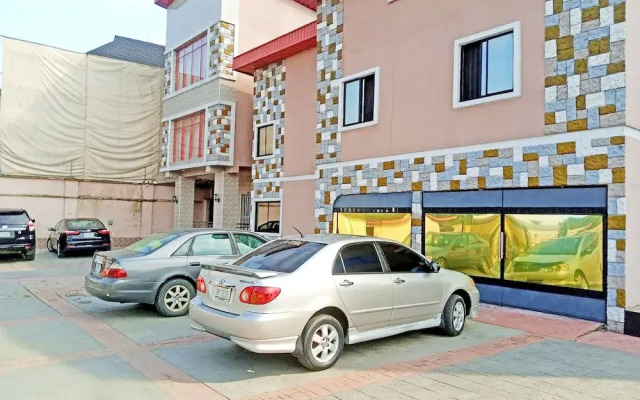 Pacific Paradise Suites